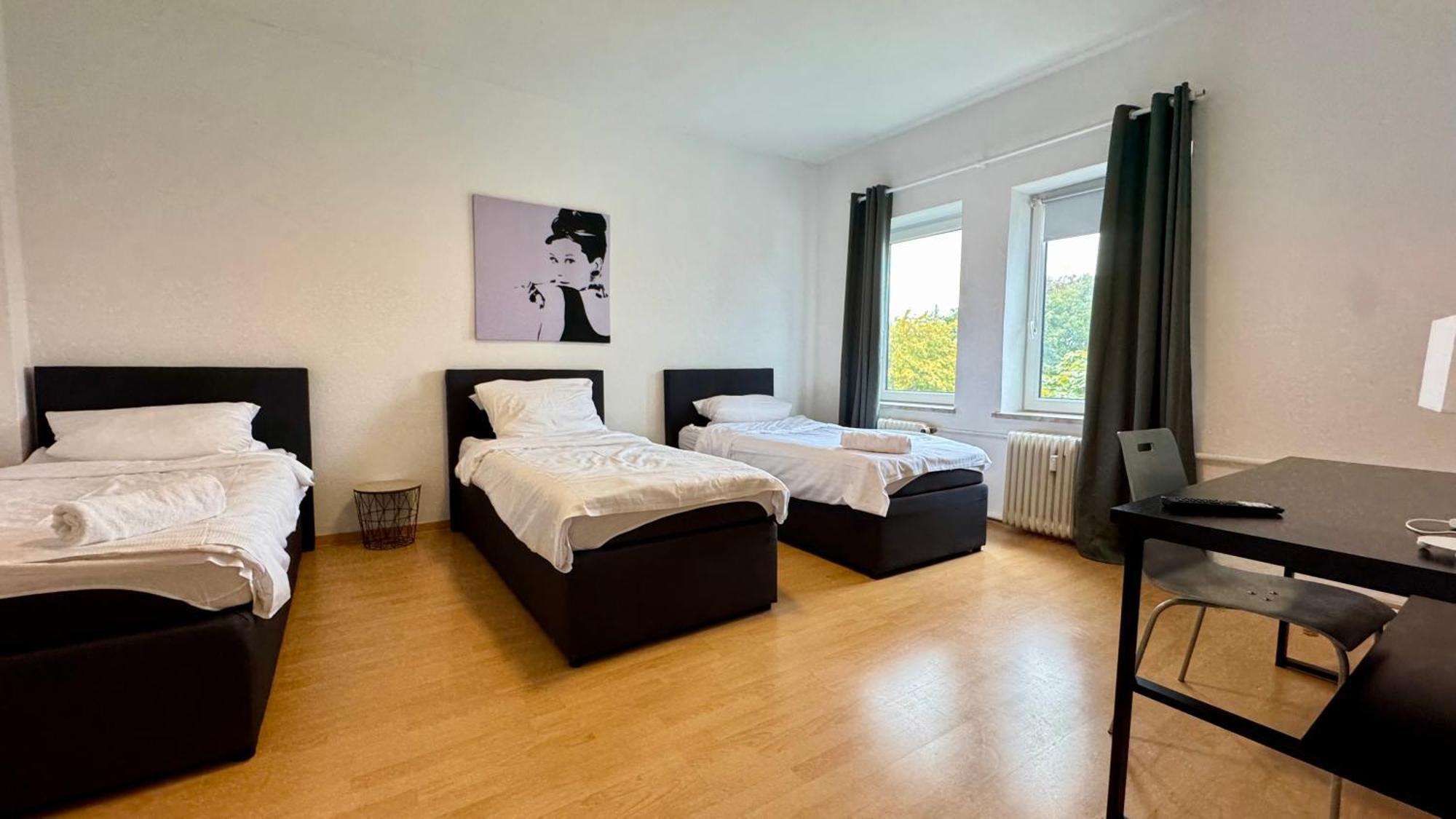 Apartments Im Herzen Von Neumuenster Innenstadt & Hbf Fusslaeufig, Mit Privatparkplatz Exteriér fotografie